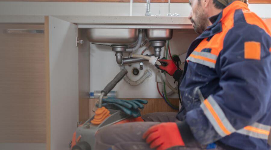 Residential Slab Leak Plumbing in Saratoga, WY